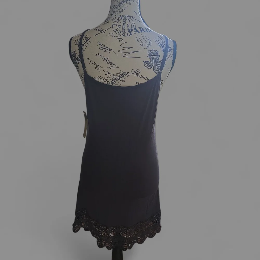 Monoreno Gray‎ Lace Trim Chemise